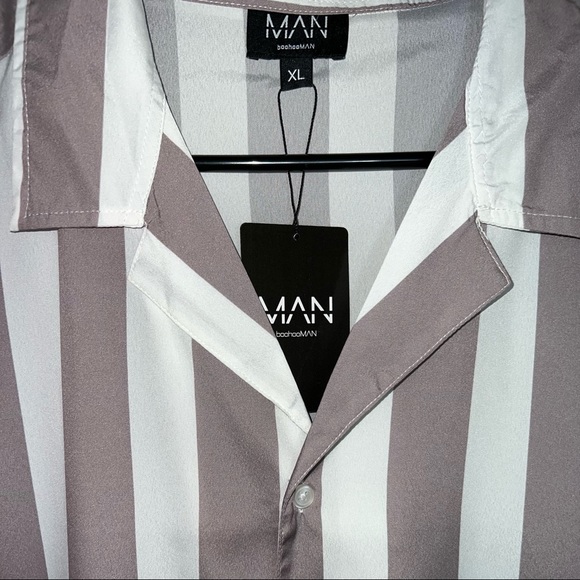 Short Sleeve Stripe Shirt - Picture 4 of 4